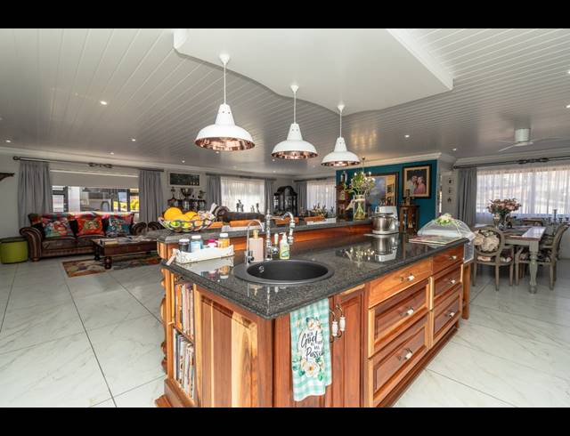 4 BEDROOM HOUSE FOR SALE IN MONTE CHRISTO